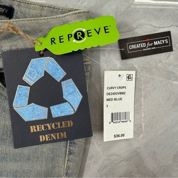 Juniors' Indigo Rein Mid-Rise Destructed Distressed Curvy Cropped Jeans Size 3 - Picture 13 of 16